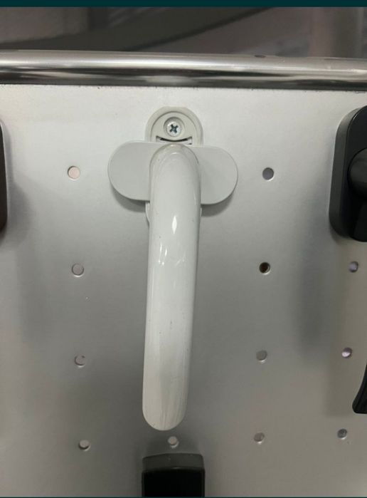 Mânere geam PVC diferite culori calitate superioara