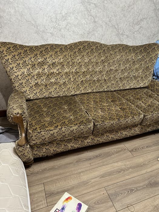 Продается югославский диван