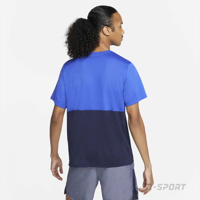 Найк Nike Breathe Running  Dri Fit мъжка тениска размер М
