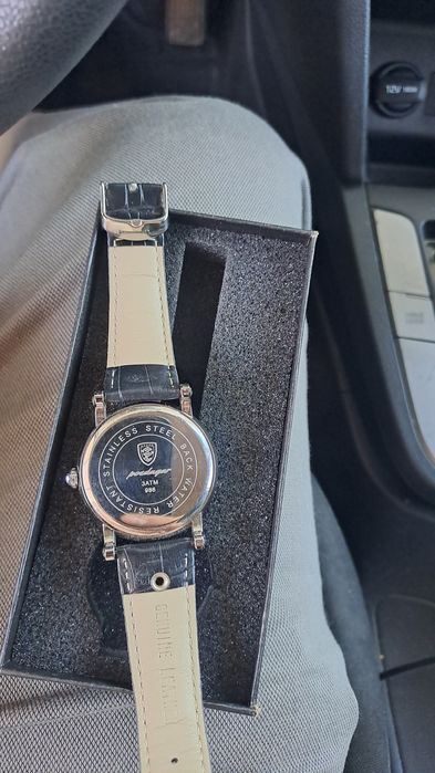 Сағат сатылат сроч