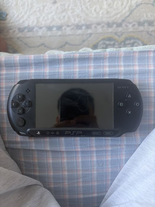 Sony PSP Street E1000