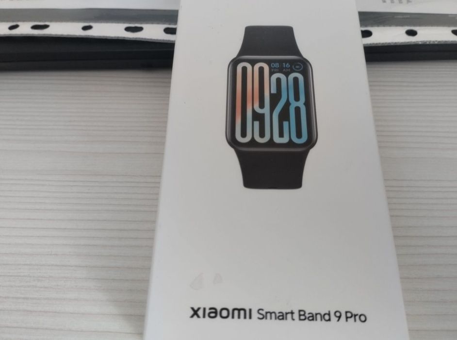 Oppo A18 4/128 gb вместе с часами