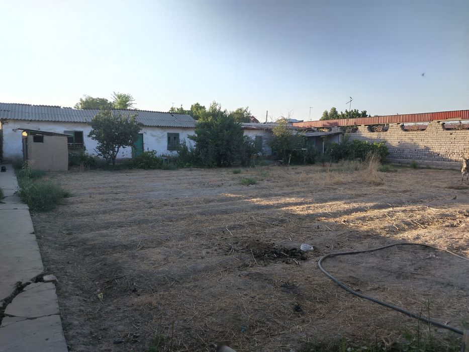 Зангата ер сотилади 16 сути