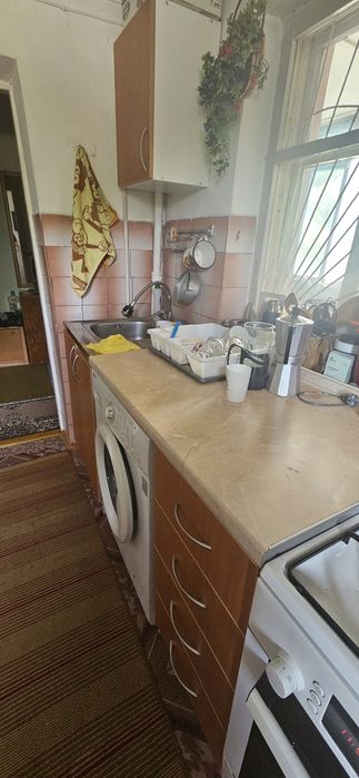 Продам кухонный гарнитур бу