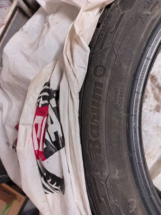 Зимни гуми 225/45/17 Barum