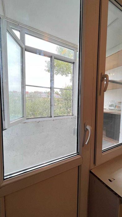 продам 2 комнатную на Шанхае