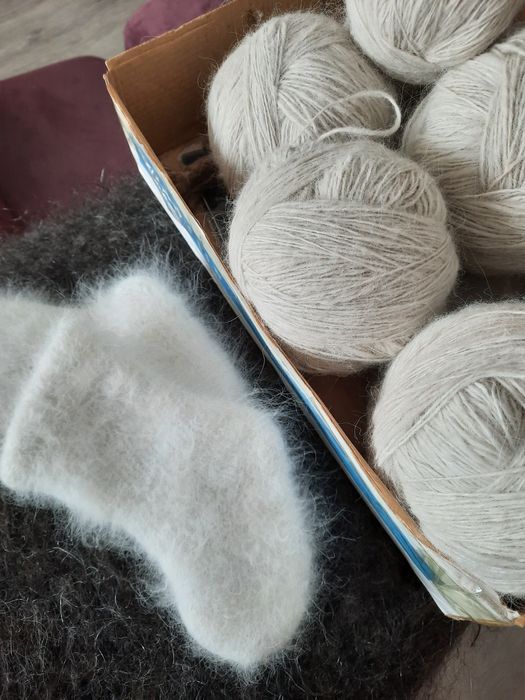 Нитки пряденные. Собачий пух.