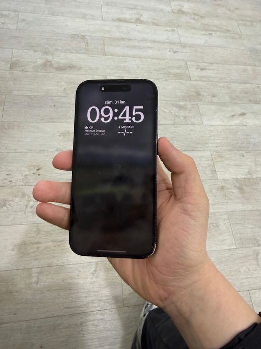 Iphone 14 pro cu 2 huse si 4 folii