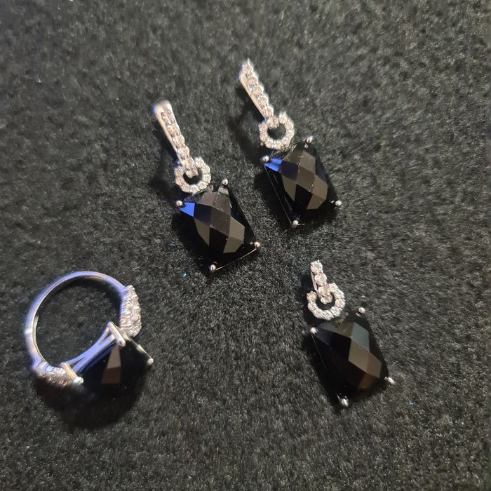 Комплект "Агат"  Золото 585* белое.