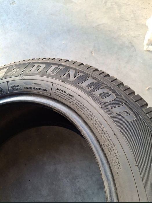 2 Anvelope  de iarnă  215 60 r16 Dunlop