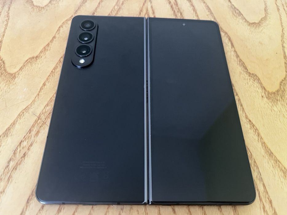 Samsung Galaxy Z Fold 4