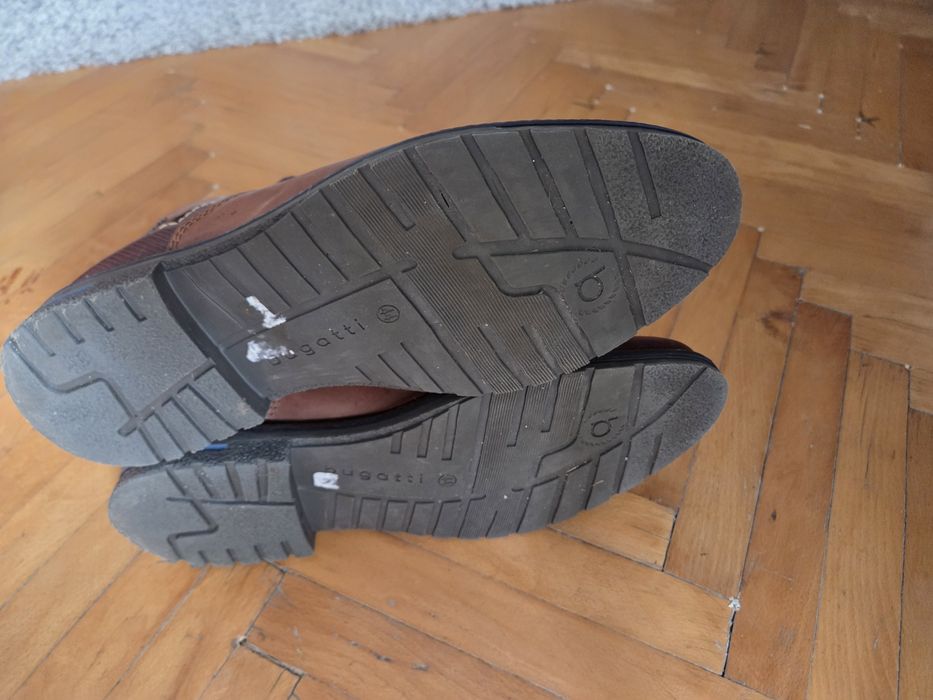 Vand bocanci piele marimea  44