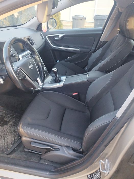 Volvo V60 2.0 2015 euro6