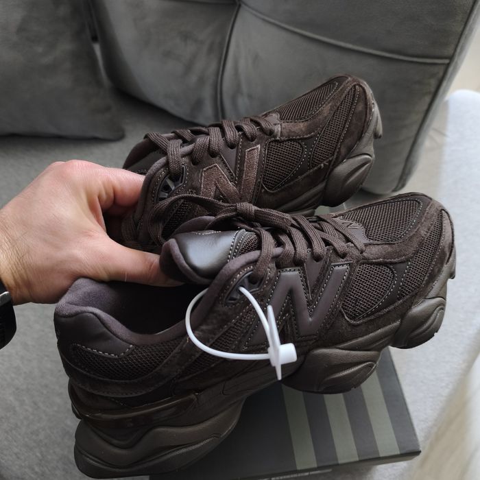 New Balance 9060 Chocolate Brown 43-44