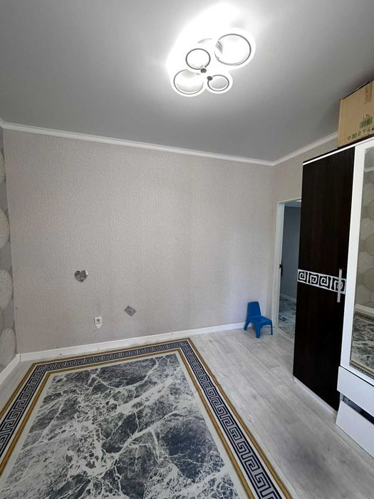 Продам 3х комн кв Батыс с ремонтом