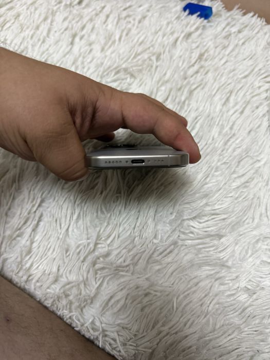 Продам iphone 15 pro 128 gb 89 % акб