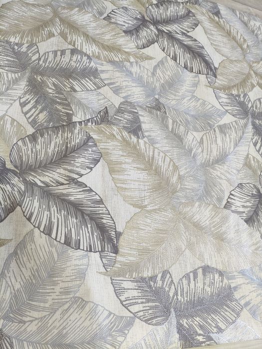 Обои виниловые на флизелиновой основе.