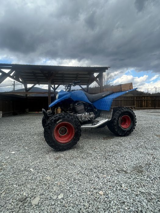 Vând ATV in stare foarte bună
