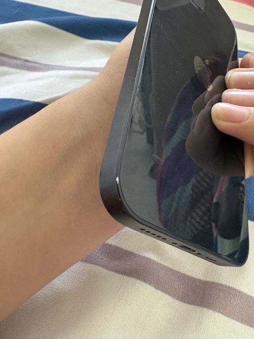 Продам iphone 12