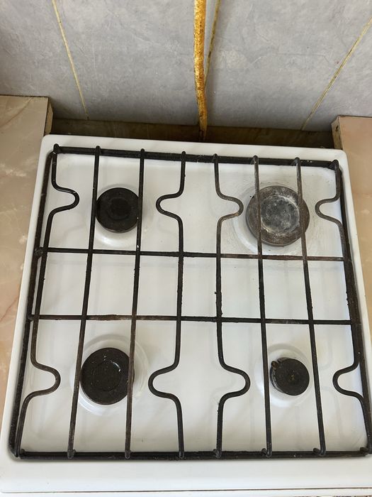 Продаю газовую плиту