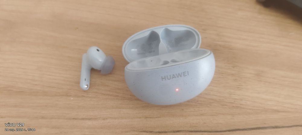 Продам наушники,