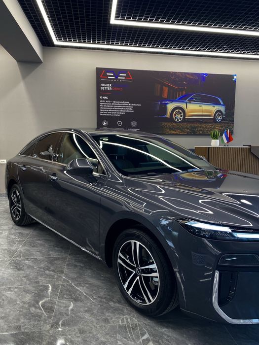 Roewe M7 DMH 2026
