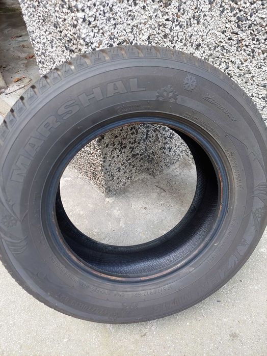 Продавам нови гуми 13-ки.