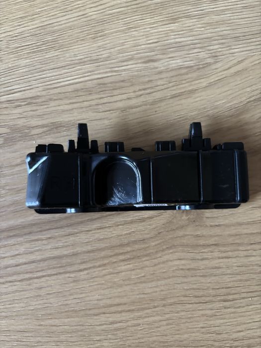 Водач предна броня десен Hyundai i20