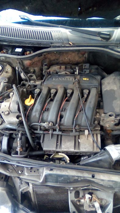 Продавам на части рено меган класик 1.4 16кл