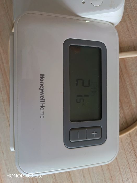 Termostat ambiental programabil wireless