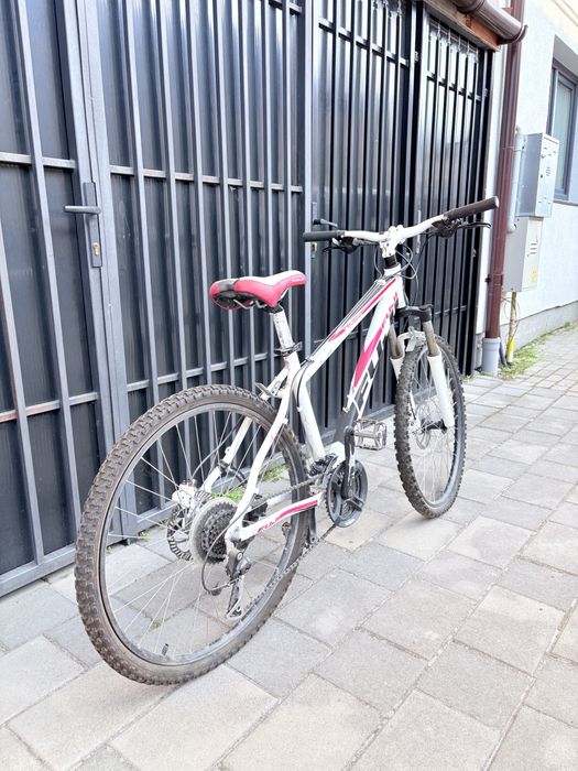 Vand bicicleta Fuji URGENT!!!