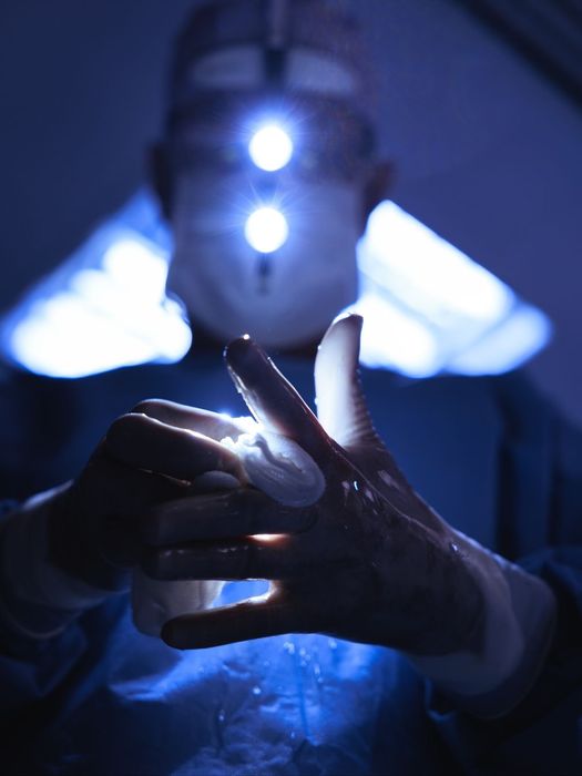 Вызов врача хирурга на дом