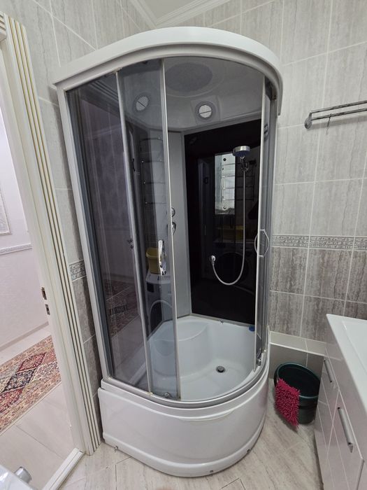 Душевая кабинка отдам