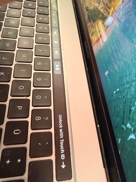 MacBook Pro 16  inch 2019 A2141
