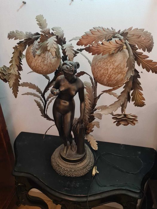 Lampta statueta vintage