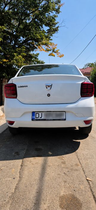 Vând 2 Dacia Logan 2020.