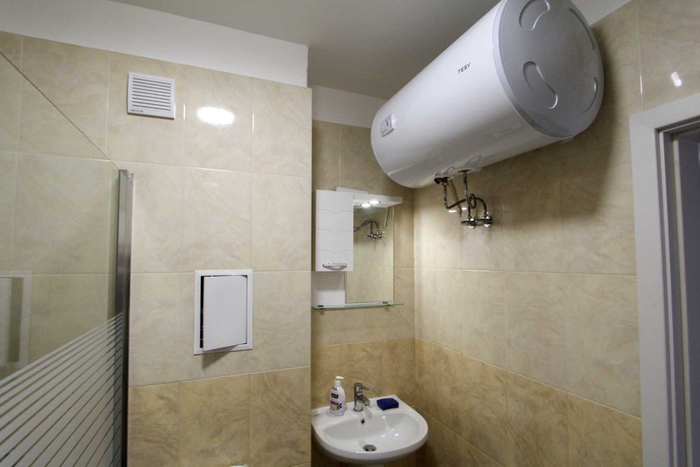 Дава се под наем Тристаен апартамент в София, Оборище - 120 кв.м за 797.64 € - Снимка #11