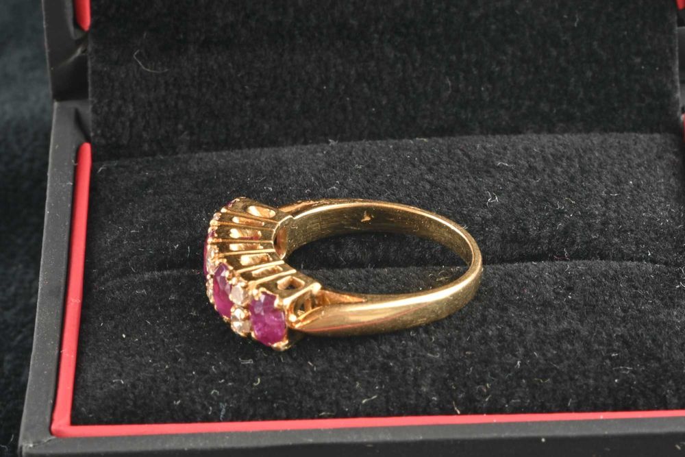 Два Пръстена Злато 750 ( 18к) с Диаманти Смарагди и Рубини Размер 50