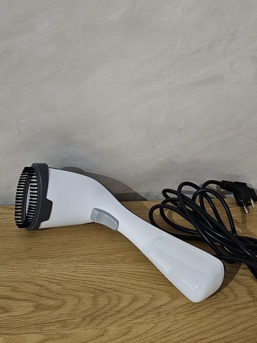 Парна ютия AEG/ Уред за гладене