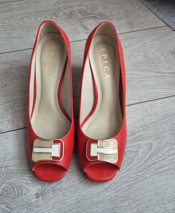 Pantofi decupați Epica, măr.40