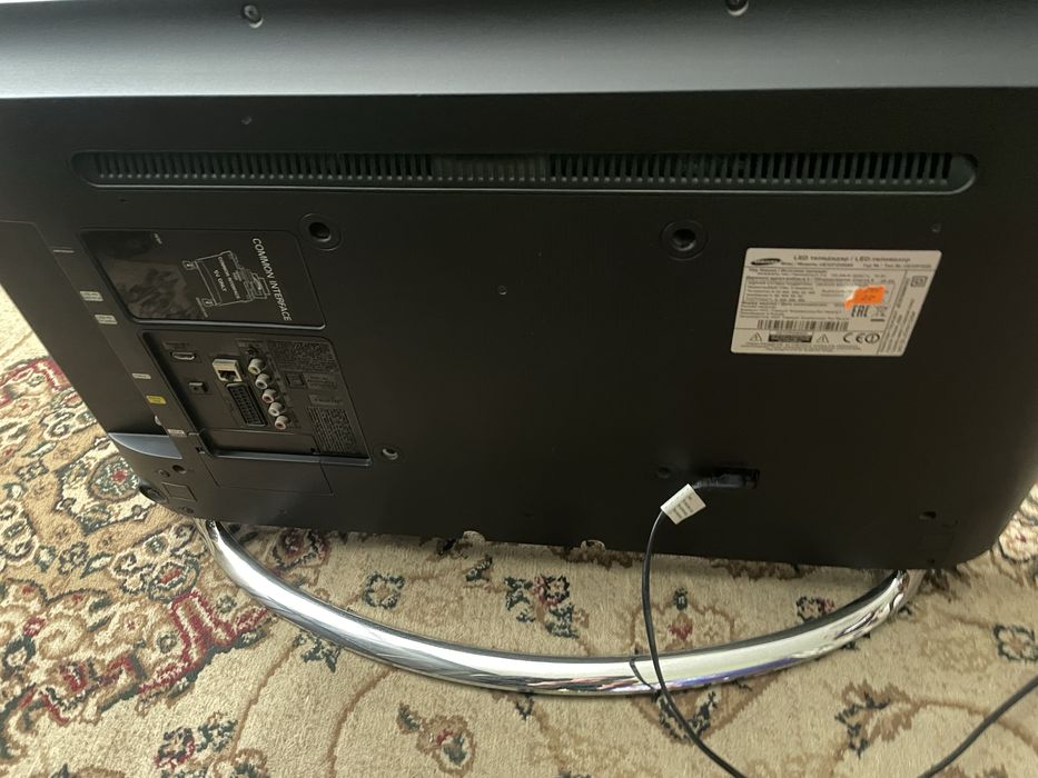 Продам телевизор samsung