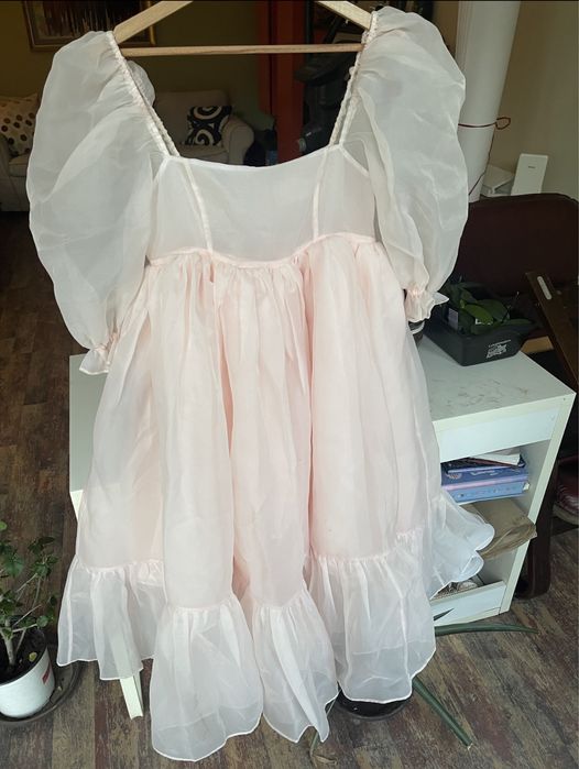 Selkie puff dress розова бална рокля