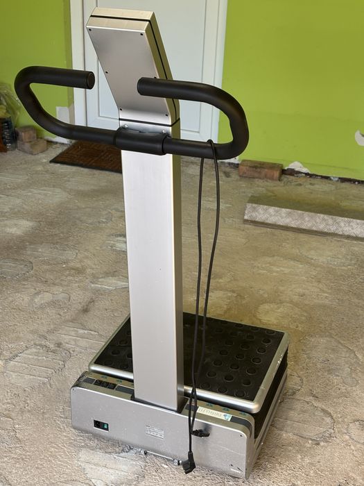 OTO Flabelos WBV-3000, aparat profesional de vibrații.