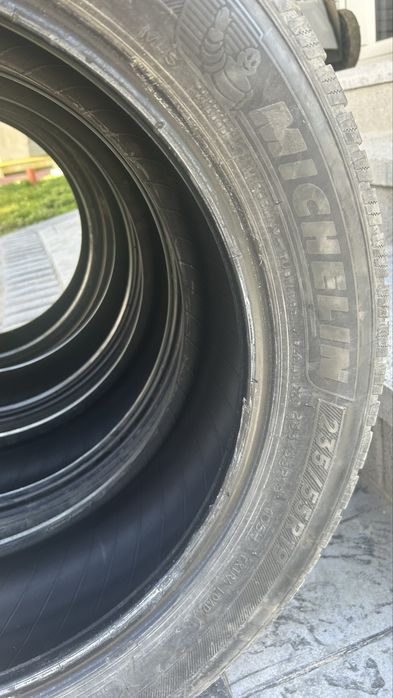 Michelin Defender 19”-235/55/19