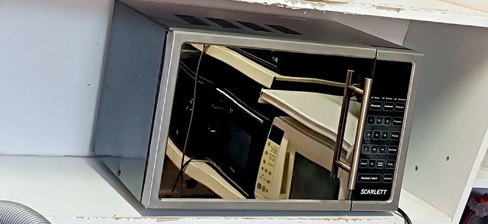 Продам зеркальную микроволновку