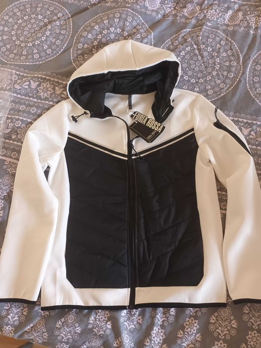 Мъжки спортни долници и горнища