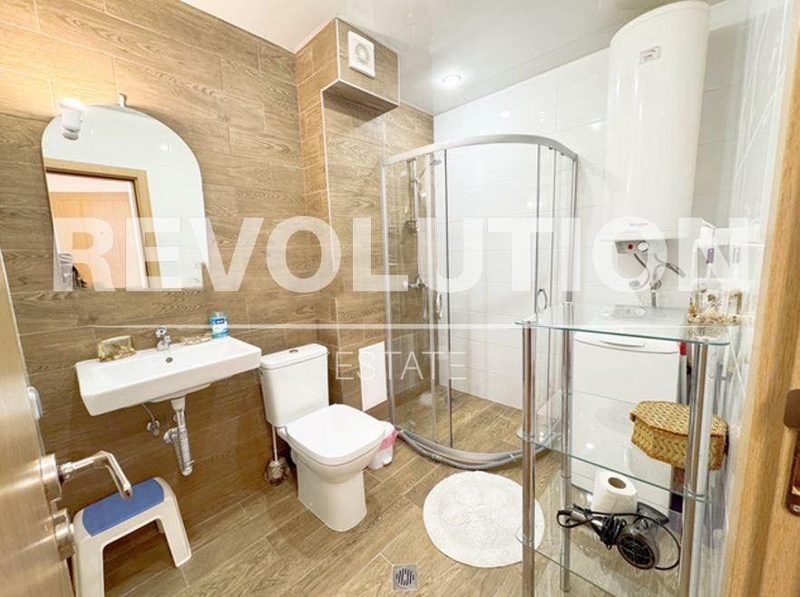 Дава се под наем Двустаен апартамент в Варна, Бриз - 55 кв.м за 600 € - Снимка #5