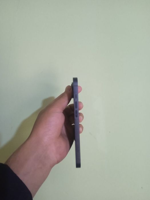 iphone 13 Sotiladi 320 $