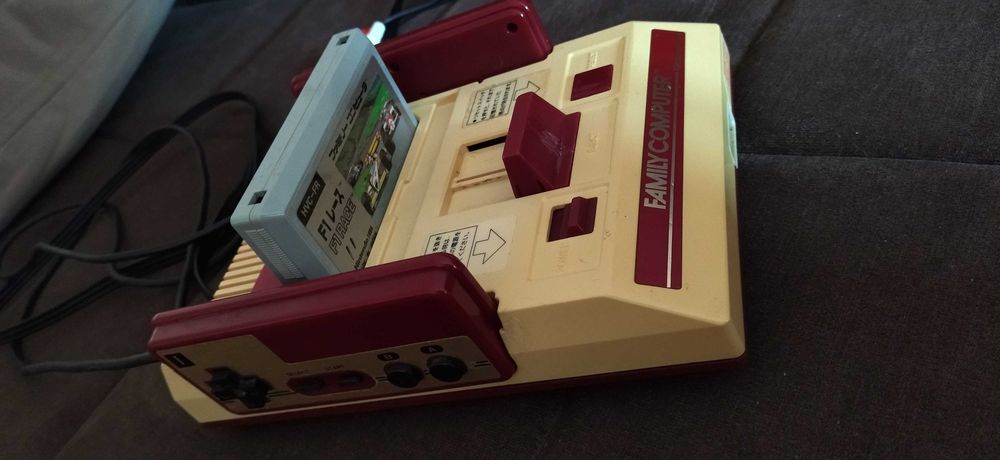 Игровая приставка dendy famicom nintendo