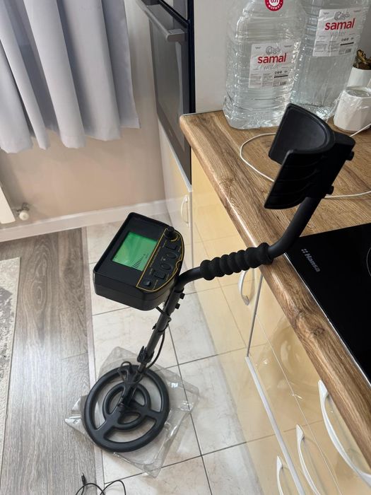 Құрылғы атауы: Жер асты металл іздегіш (Underground Metal Detector)